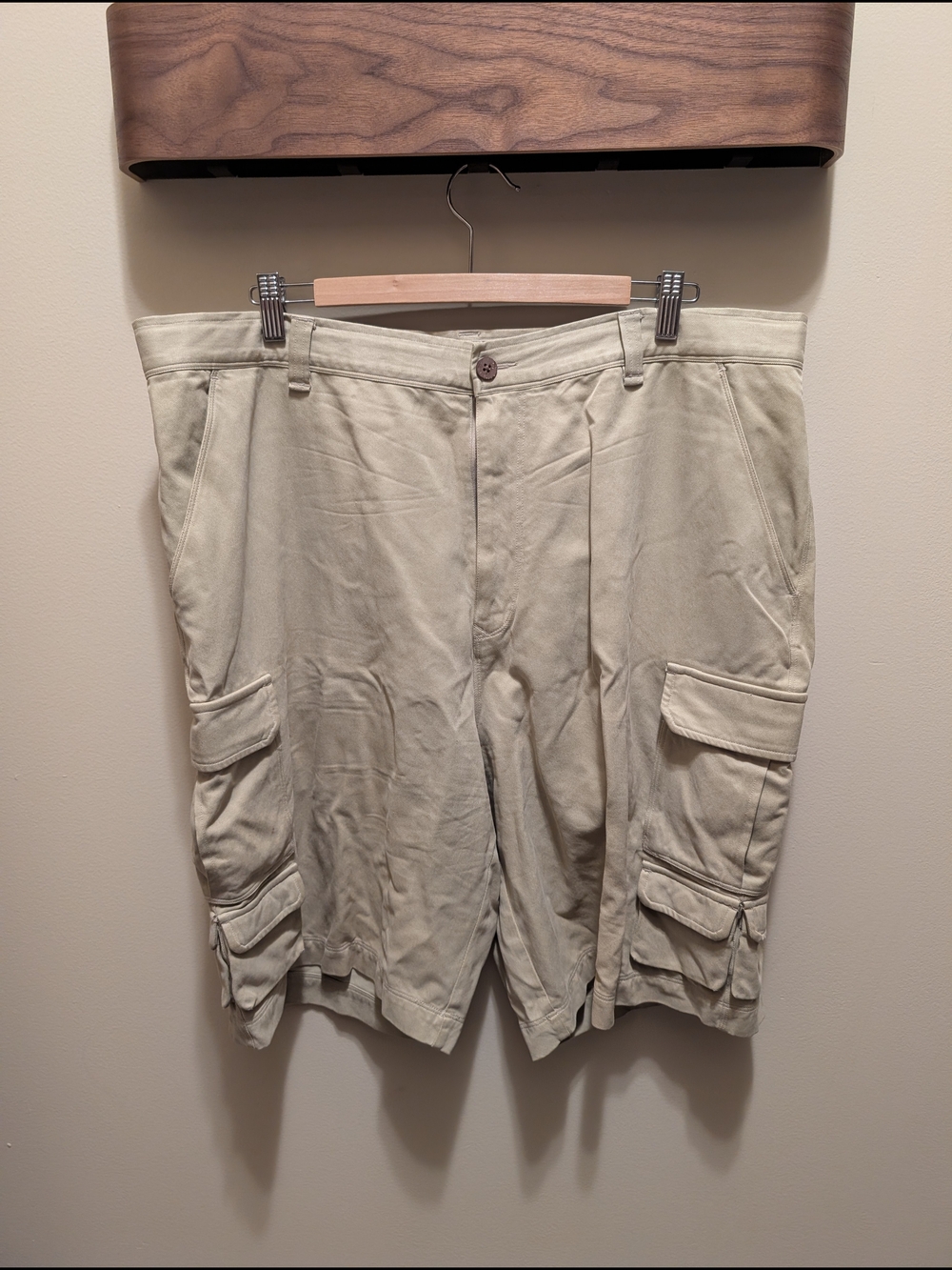 Tommy Bahama Khaki Cargo Shorts